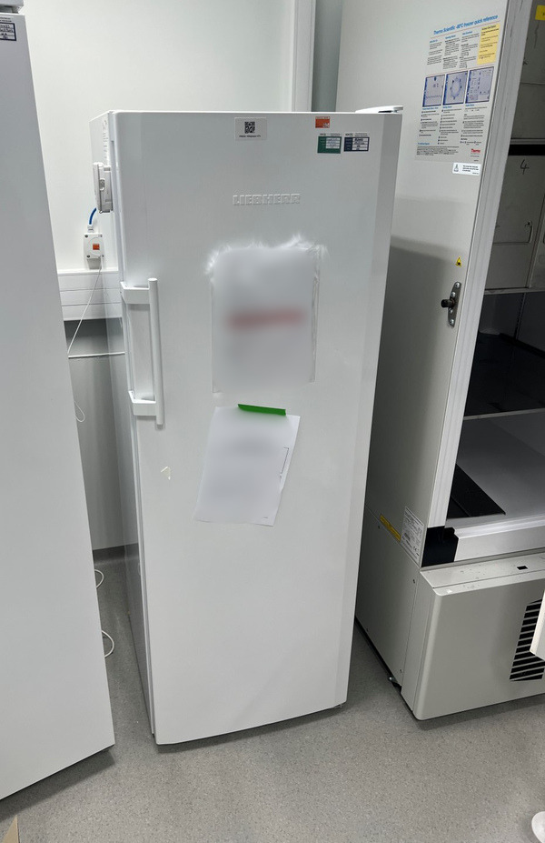 LIEBHERR K3645 - Refrigerator +5 °C